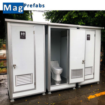 qualidade  Industrial cheap outdoor movable public portable sandwich panel toilet cubicle for rental fábrica